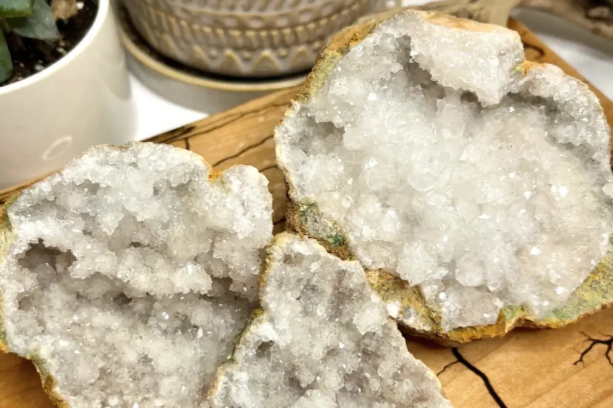 Moroccan Quartz Geodes, break you own geodes