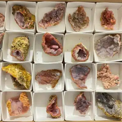 1 TRAY - PINK CHALCEDONY